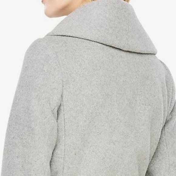 Ann Taylor Jacket - Picture 4 of 9